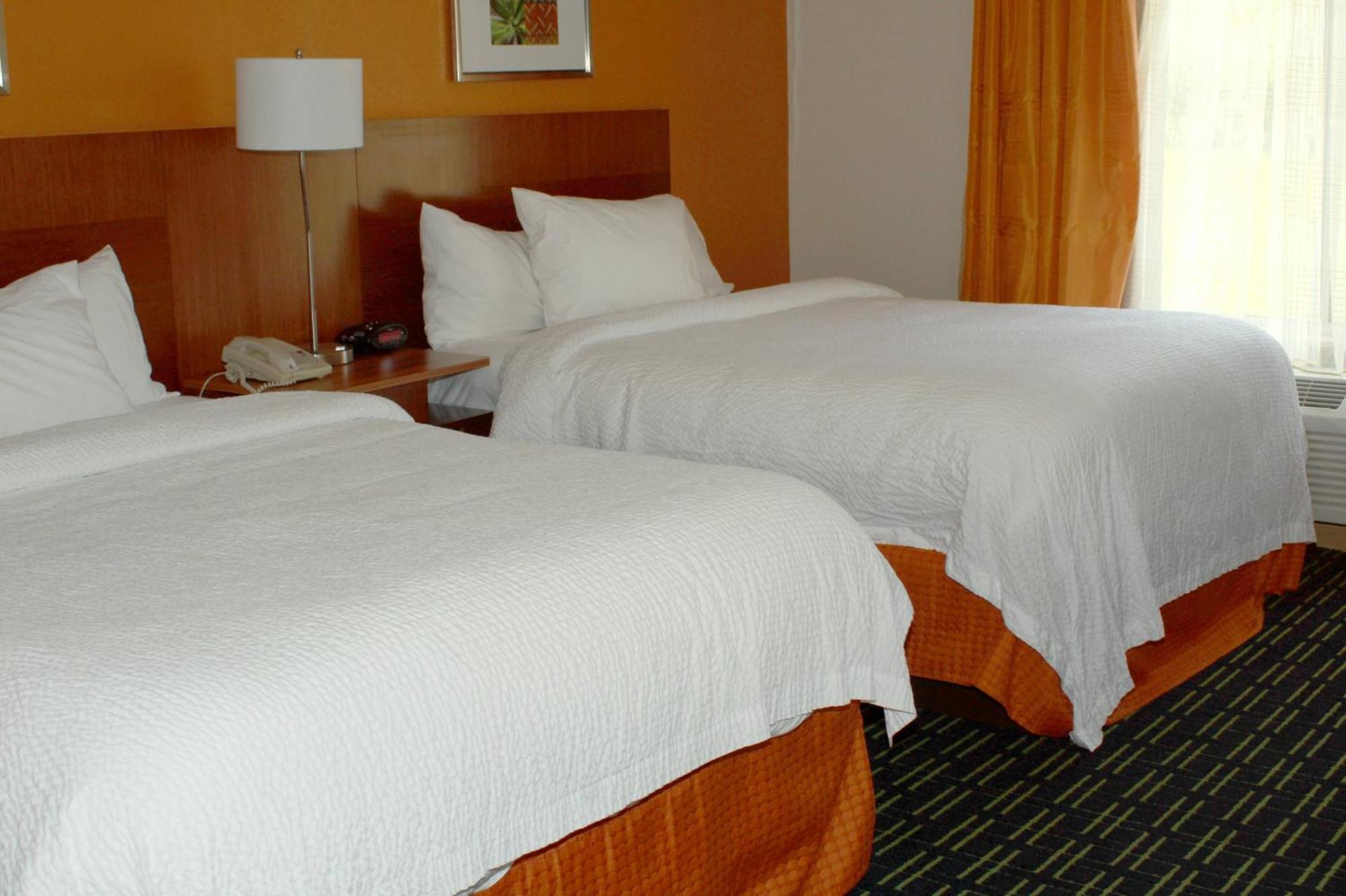 Fairfield Inn & Suites By Marriott Fairmont Exterior foto