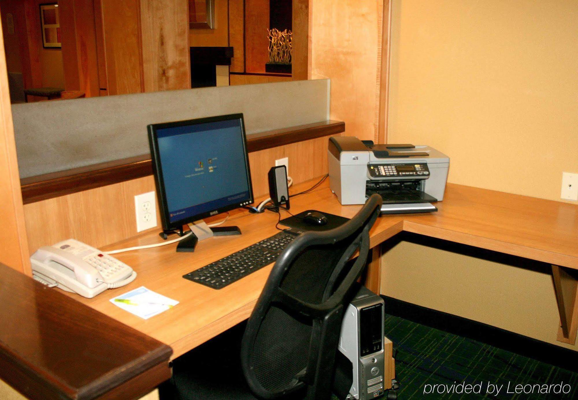 Fairfield Inn & Suites By Marriott Fairmont Facilidades foto